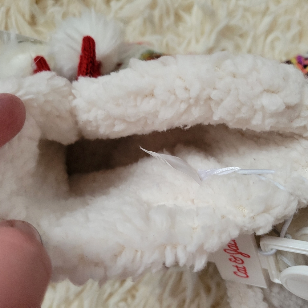 GIRLS BOOTIE SLIPPERS CAT & JACK SIZE L 4/5 - Picture 7 of 7